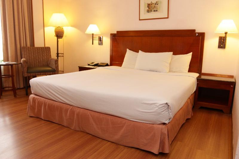 Holiday Villa City Center Alor Setar Exteriör bild